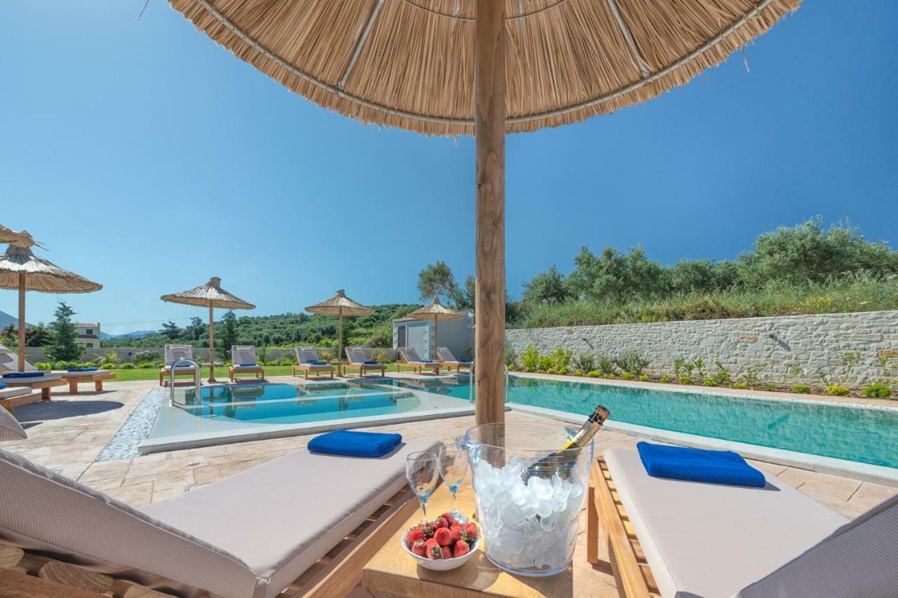 Ivoni Villa, An Iconic Summer Retreat, By Thinkvilla Perama  Eksteriør bilde